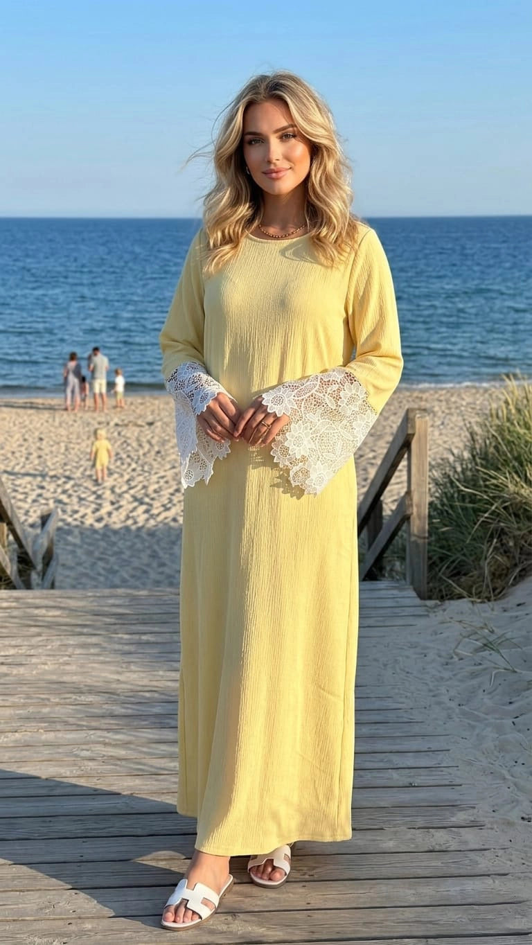 Robe Dentelle by Maqam