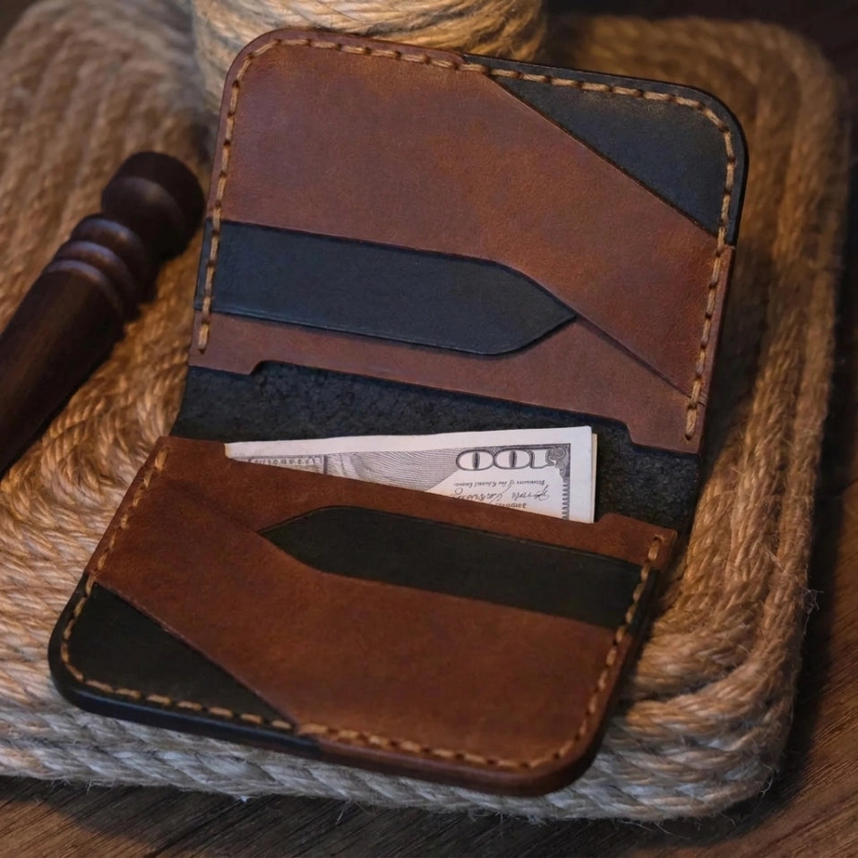 Portefeuille Compact en Cuir – Design Vintage